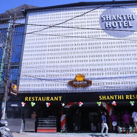 Shanthi Residency Pathanamthitta Ngoại thất bức ảnh